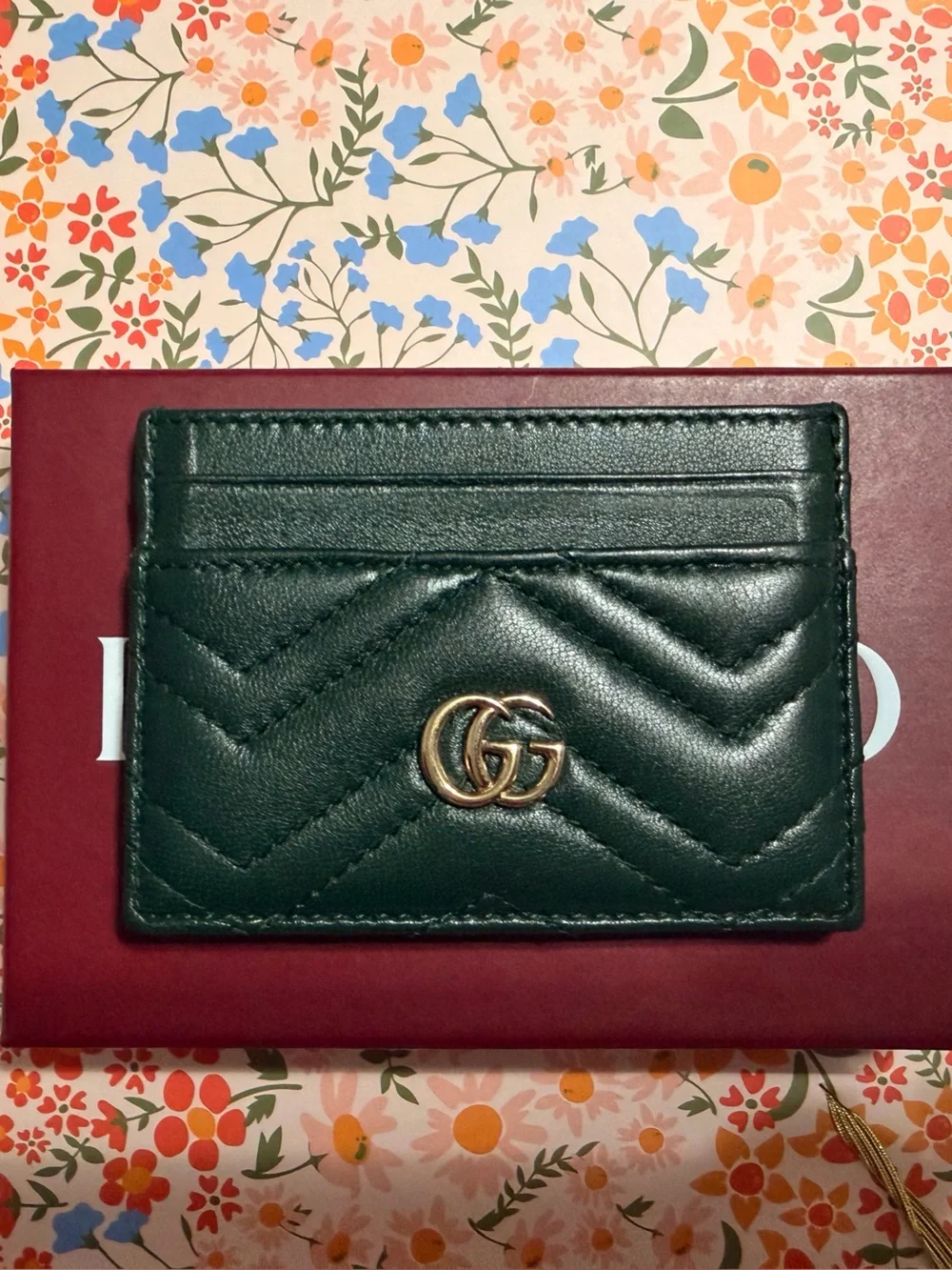 Gucci Green Chevron Card Case with Gold Double G